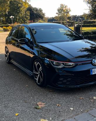 Golf 8 GTI anno 2024  69000 km