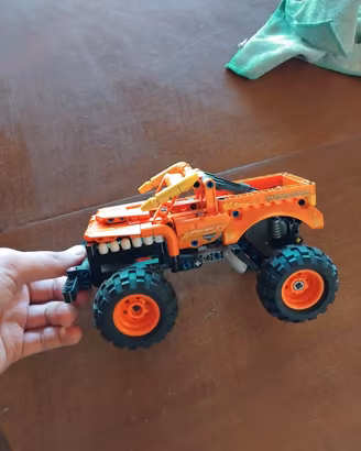 lego Monster truck e areo