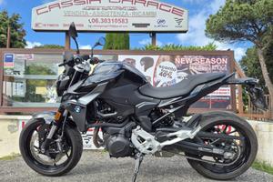Bmw F 900 R Triple Black