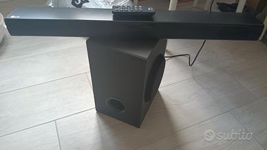 Soundbar LG SQC1 con subwoofer