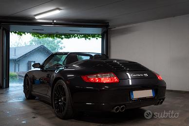 Porsche Carrera 997 4S Cabrio | 111 Approved