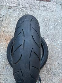 Treno gomme metzeller