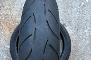 Treno gomme metzeller