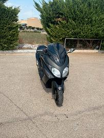 Yamaha T max 500
