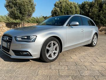 Audi A4 2.0Tdi 143cv