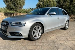 Audi A4 2.0Tdi 143cv