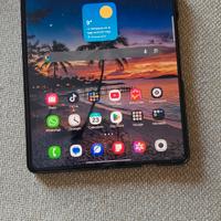 Samsung Galaxy Z Fold 5 512 giga di memoria 12 RAM