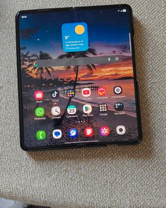 Samsung Galaxy Z Fold 5 512 giga di memoria 12 RAM