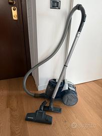 Aspirapolvere Hoover ciclonico senza sacco