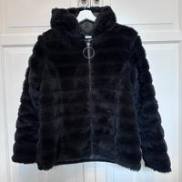 Cappotto in pelliccia sintetica