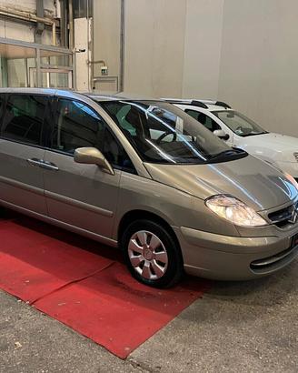 Citroen C8 2.0 HDi FAP -2004--7 locuri