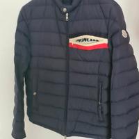 Piumino originale Moncler da uomo taglia 3.

