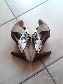 Sandali, tacco legno, a fasce, tacco 8. N.35