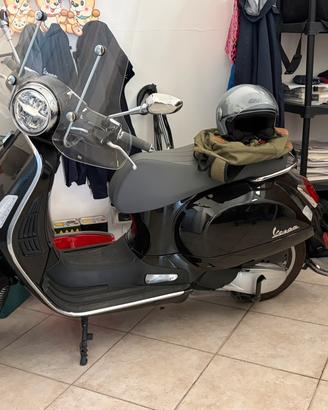 Vespa 300 gts 2024