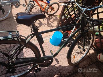 Bici città ELOPS 520 telaio alto verde militare

