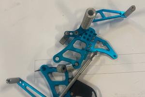 PEDANE IN ERGAL SUZUKI GSX R 1000