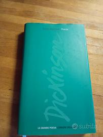 Libro Poesie di Emily Dickinson 