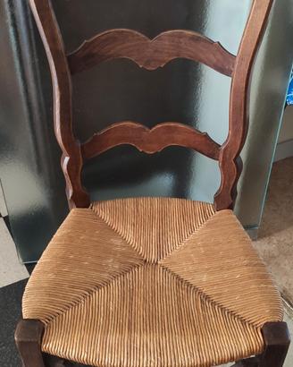 Sedia vintage impagliate in legno massiccio 