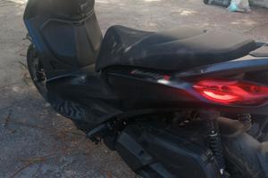 Piaggio Beverly 400