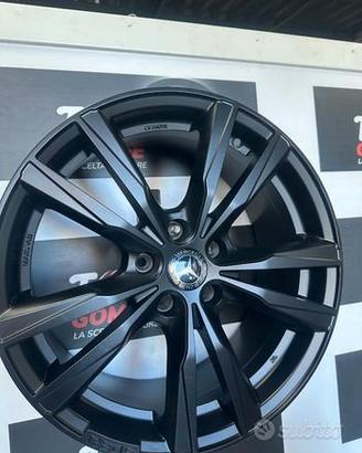 4 CERCHI REDS (MOMO) X Q2/ A3/ A/B /GLA GOLF T-ROC