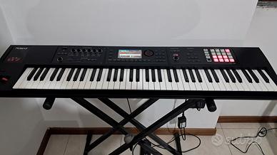 tastiera roland FA07
