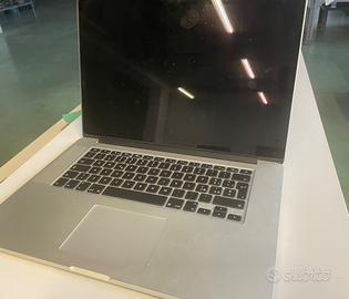 MAC Book Pro 15"