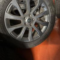 Pneumatico 4 stagioni