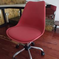 poltroncina mobile rossa (da cedere per trasloco