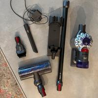 Dyson Aspirapolvere modello V8