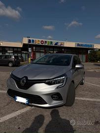 Renault clio anno 2022