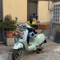 Vespa Primavera Pic Nic 125