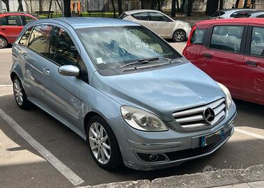 MERCEDES CLASSE B