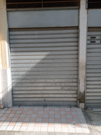 Garage box Deposito Frattamaggiore