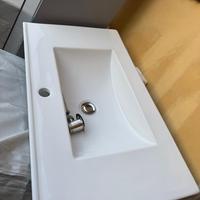 Lavello bagno completo di piletta