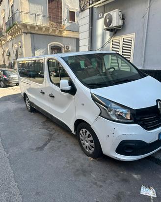 Renault Trafic 9 posti - anno 2016 -