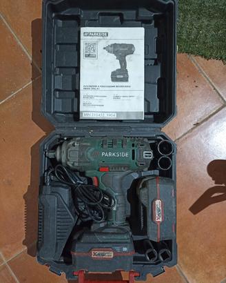 Avvitatore a percussione a batteria Parkside