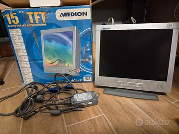 Monitor TFT 15 pollici medion