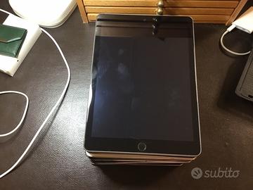 Apple ipad tablet