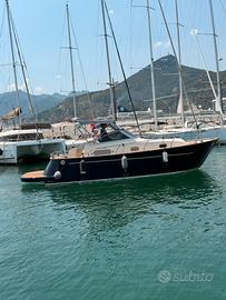 Gozzo Serapo 30 bimotore in linea d’asse