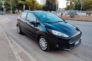 Ford Fiesta 1.5 TDCi 75CV Business 2014