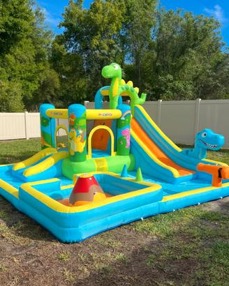 PARCO GIOCHI GONFIABILE ACQUATICO