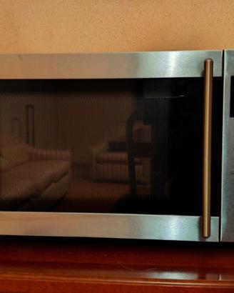 Forno Microonde Incontro con Grill 800W