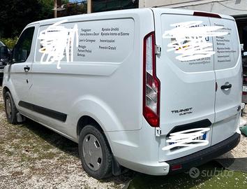 Furgone Ford transit custom