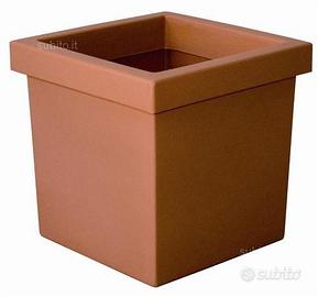 Vaso Quadrato GEMINI - Da cm 25x25x23H in resina