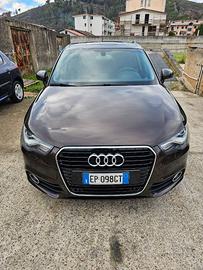 AUDI A1 SPORTBACK 1.6 TDI 105 CV AMBITION
