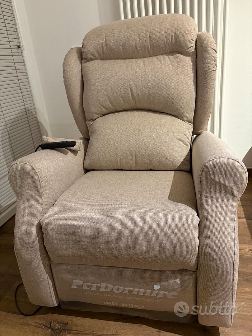 Poltrona Dora Poltrone Per Dormire Poltrona Rss Poltrone Ignifughe