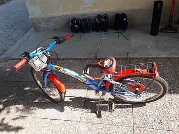 Bicicletta Bottecchia bambino/a azzurra con cestin