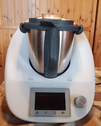 Robot da cucina "bimbi"