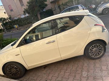 Lancia Ypsilon 1.3 MTJ 3a Serie
