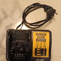 caricabatterie dewalt DCB122